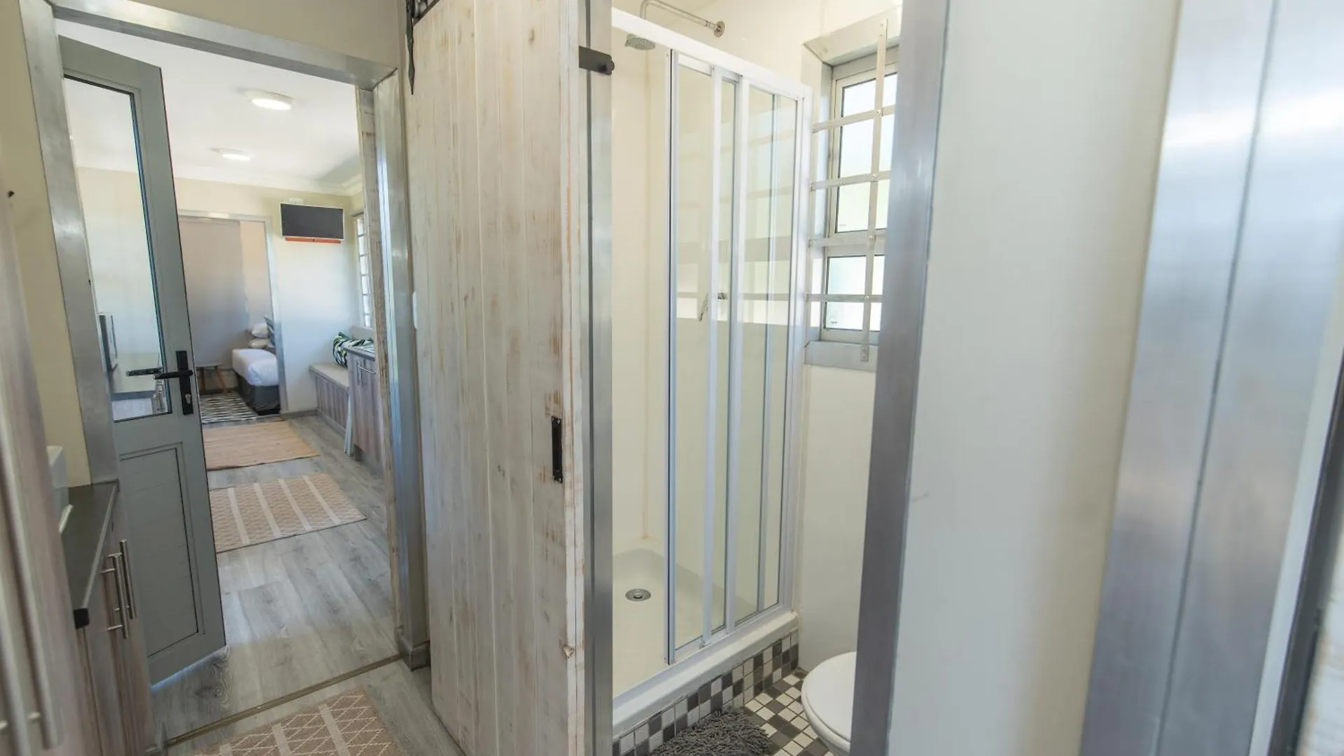 Semesterbostad Loerie Lane Eco Retreat Villa Port Elizabeth