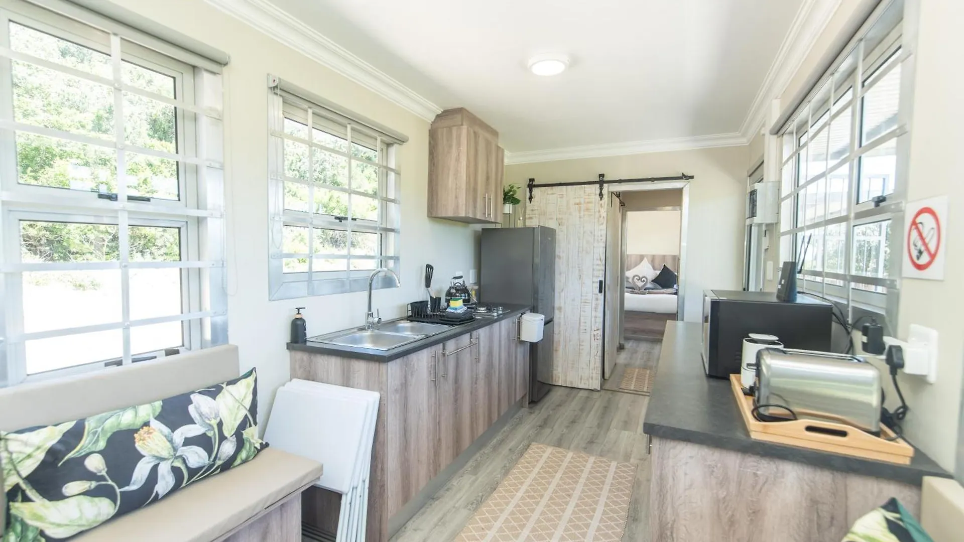 Semesterbostad Loerie Lane Eco Retreat Villa Port Elizabeth Sydafrika